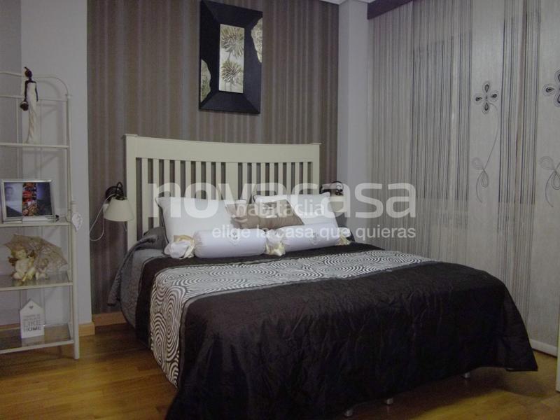 Foto 8b1aa247-5687-42c2-a0f6-ec1de5deee64. Casa adossada amb calefacció aparcament a Imaginalia - Llanos del Águila Albacete