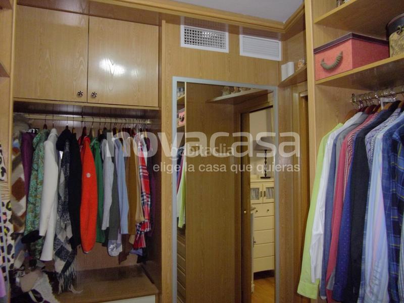 Foto 915b8a85-f7db-4cbb-b7c7-98fed175632e. Casa adossada amb calefacció aparcament a Imaginalia - Llanos del Águila Albacete