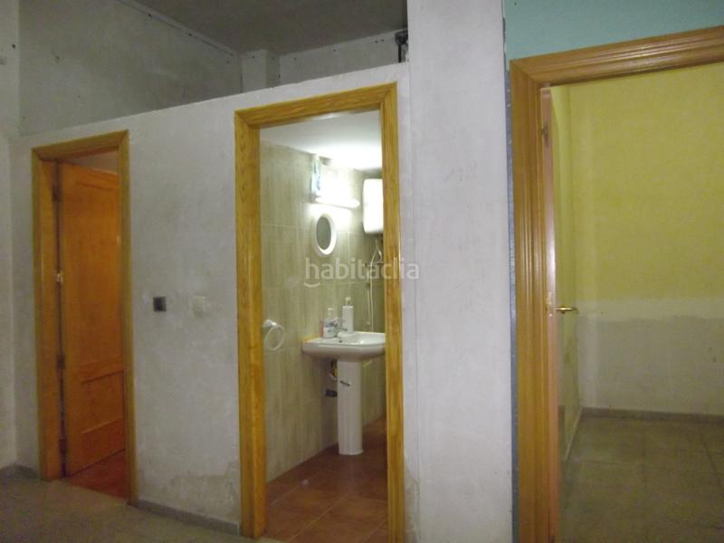 Foto dbdcea79-451c-4c3e-ae13-6a561716039b. Alquiler local comercial local de 72 m2 acondicionado, vado. en Albacete