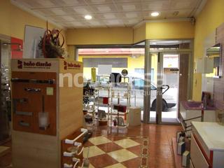 Local Comercial a Feria. Local comercial de 85 m2 totalmente acondicionado