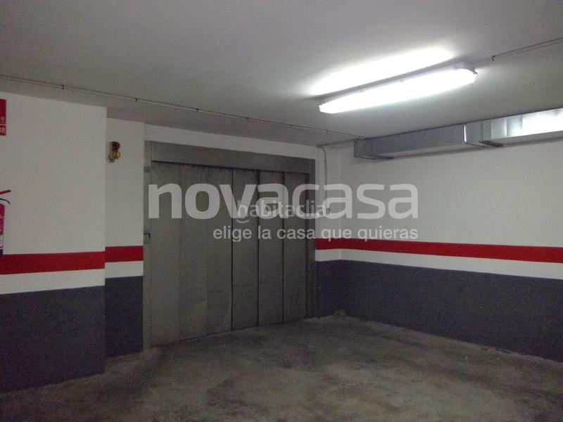 Foto 590a790e-9ba1-4f06-9a34-a343f610c75b. Posto auto in El Pilar Albacete