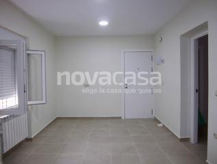 Apartament en San Pablo. Apartamento de 1 dormitorio con patio. reformado
