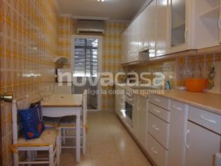 Appartement à Centro. Piso de 4 dormitorios con ascensor en el centro