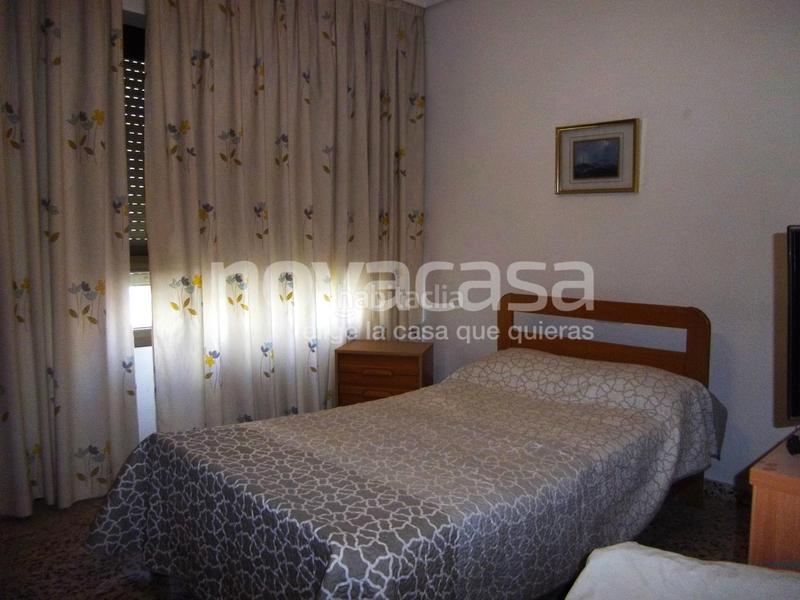 Foto 531ebc94-780e-404a-b437-93b25167a4ec. Piso  de 4 dormitorios con garaje y ascensor en Albacete