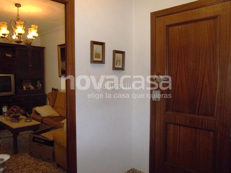 Foto d62843e2-1951-4b35-8799-325ed108f2bc. Piso  de 4 dormitorios con garaje y ascensor en Albacete