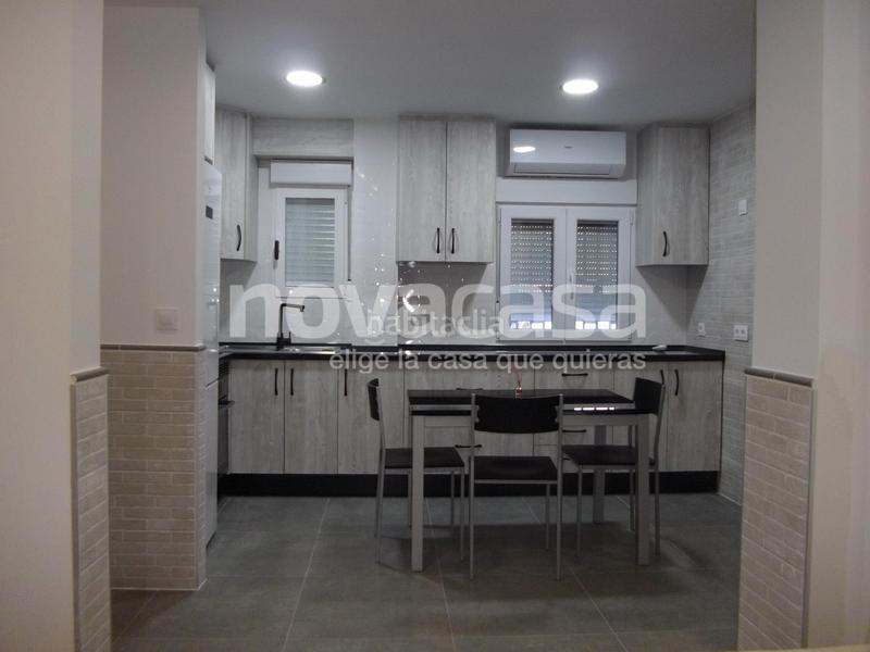 Foto 1342700a-db70-4817-be30-7c4cb5295e76. Apartament a El Pilar Albacete