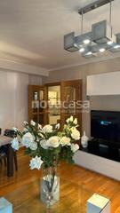 Apartamento en El Pilar. Apartamento de 2 dormitorios con garaje y ascensor. seminuevo