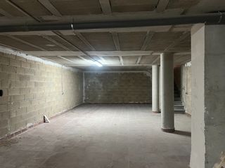 Local Comercial a Gran Via de Colom