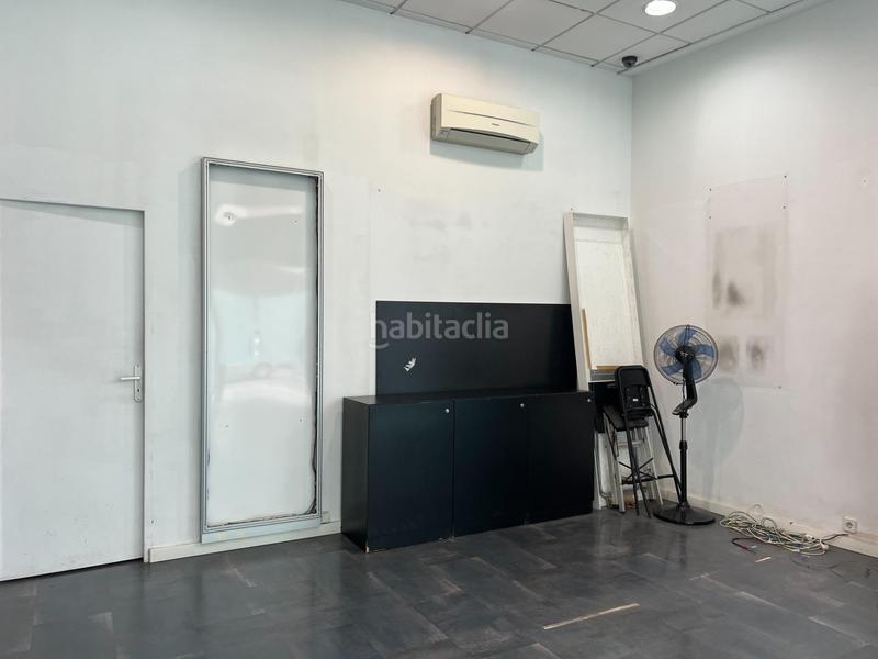 Foto b322d291-7a1c-413b-80c5-ad3dd10ded73. Rent business premise in Gran Via de Colom Inca