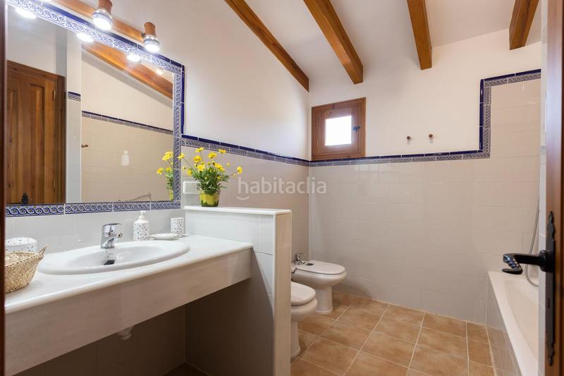 Foto 1749f1e3-4c79-4703-b69f-e3587f9eb732. Location mas avec parking dans Selva