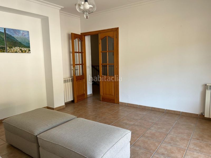 Foto 493e7afb-5f2d-4eb1-b114-5457e4fc7564. Lloguer casa amb aparcament a Selva