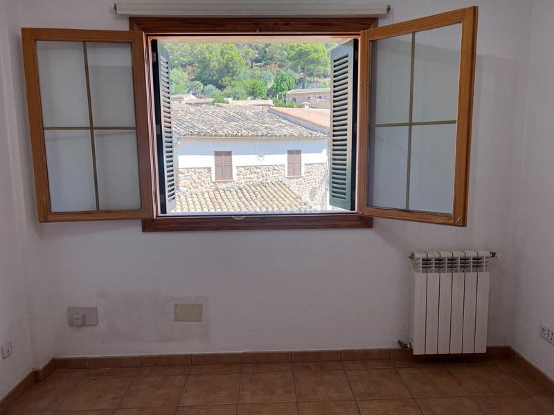 Foto 4b71548e-4397-477b-9e9e-190020bf8315. Lloguer casa amb aparcament a Selva
