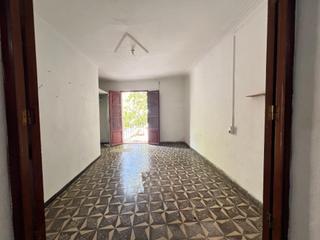 Dúplex  Avenida del general luque. Duplex sin comunidad en el centro