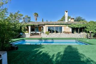 Masia a Centro. Finca rustica con piscina en inca