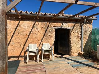 Casa a Santa Eugènia. Terreno con caseta en santa eugenia