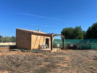Casa a Santa Eugènia. Terreno con caseta en santa eugenia
