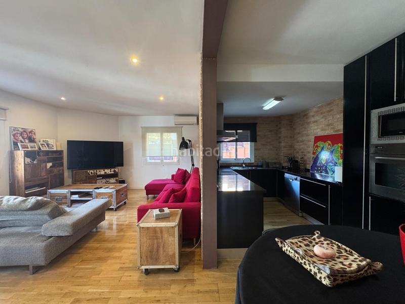 Foto 0affe1b9-89ec-4f6c-8133-6899d85d2ab0. Reihenhaus mit heizung parking in Centro Inca