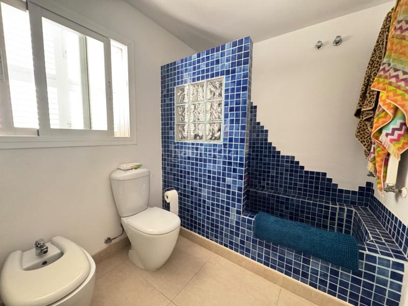 Foto 4ce5a358-52f8-4445-89ab-6165c491f8b1. Reihenhaus mit heizung parking in Centro Inca