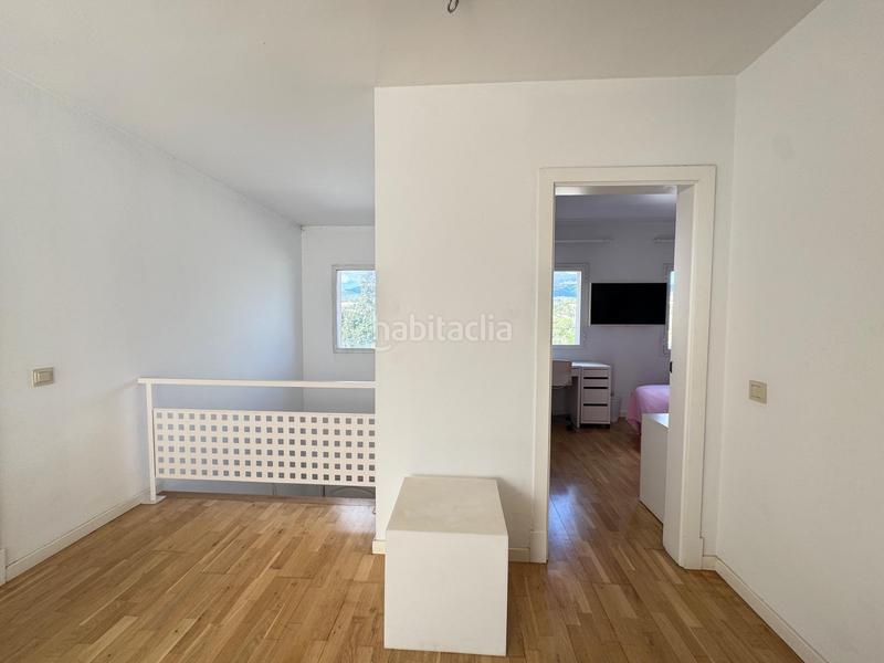 Foto 80ce0330-651a-43a8-87e4-3acda1947dbb. Reihenhaus mit heizung parking in Centro Inca