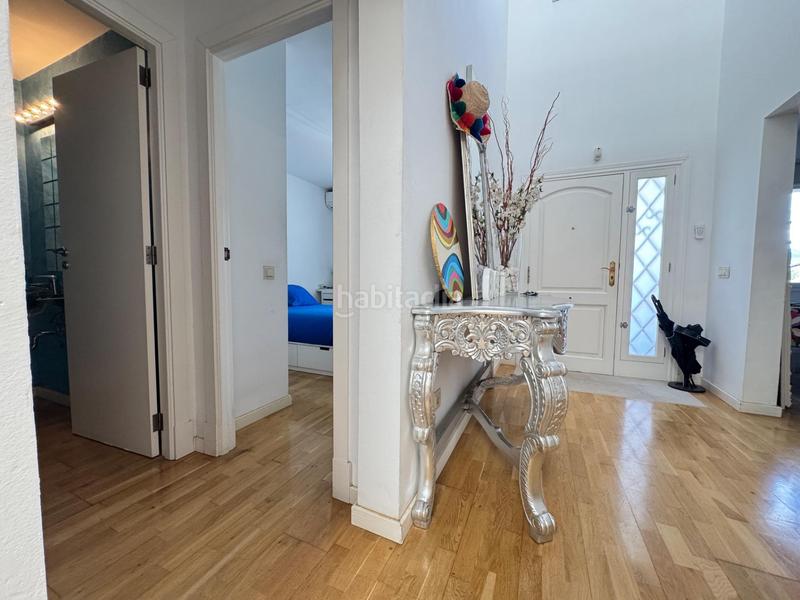 Foto d172c7f7-e811-4ed0-8e0f-e46722ca5bf7. Reihenhaus mit heizung parking in Centro Inca