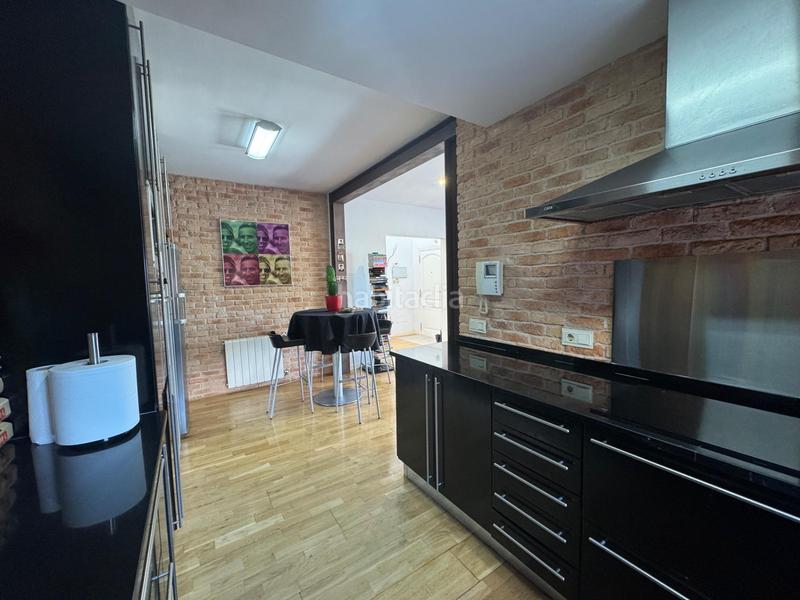 Foto d889193e-4364-4103-a979-45a2201a5122. Reihenhaus mit heizung parking in Centro Inca