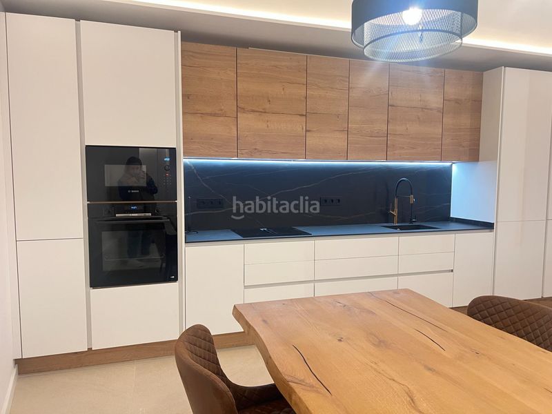 Foto 2c0d550f-9123-4633-9bde-3cdef176bbed. Planta baixa a Centro Inca