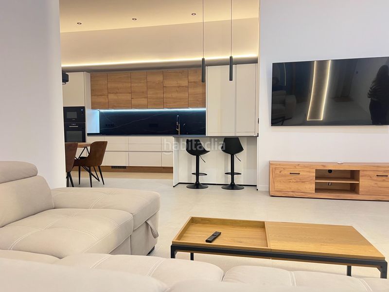 Foto 8edd1609-21e5-4cf7-ad0b-499e06b48999. Planta baixa a Centro Inca