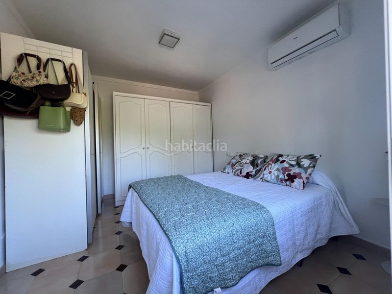 Foto f2319a9e-b176-4550-9582-67a80c2f8c6e. Masia amb aparcament a Centro Inca