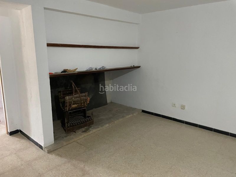 Foto f4a9e6f9-84ba-4602-a8a4-985a674c86db. Masia amb aparcament a Ariany