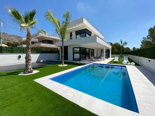 Xalet  Calle atenas. Obra nueva de 11 villas en finestrat