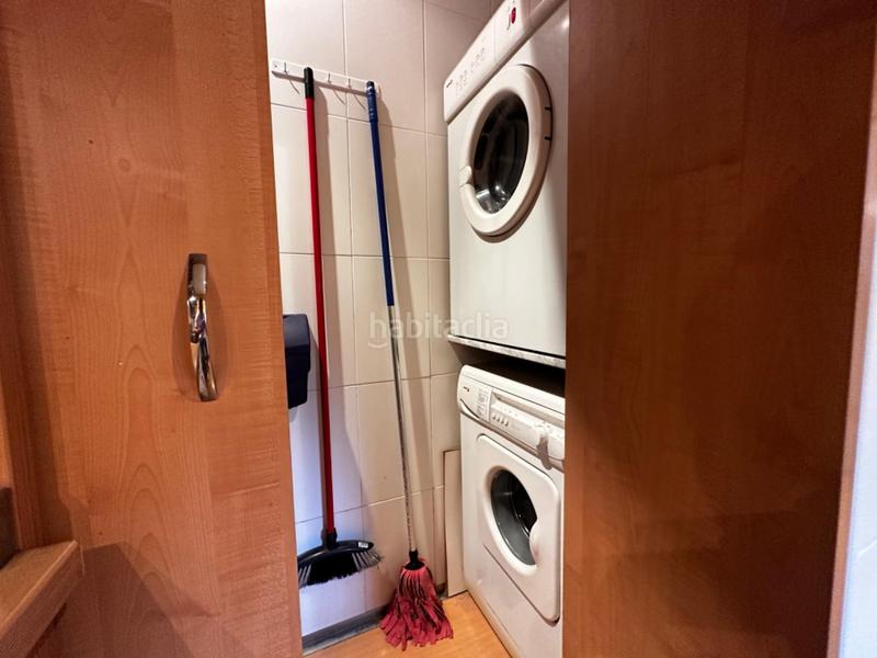 Foto 002a1d22-bf7e-43fd-b43a-a57434ce336d. Apartament amb aparcament a Playa Poniente Benidorm