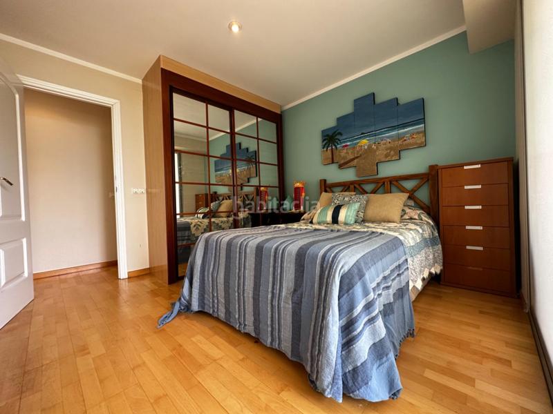Foto 24a1304b-65e2-4edb-9025-66bbbdfc9393. Apartament amb aparcament a Playa Poniente Benidorm
