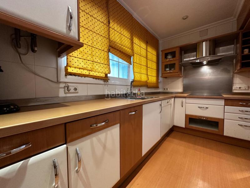 Foto 352cfd8d-91eb-4585-8de0-ccf1a09505bd. Apartament amb aparcament a Playa Poniente Benidorm