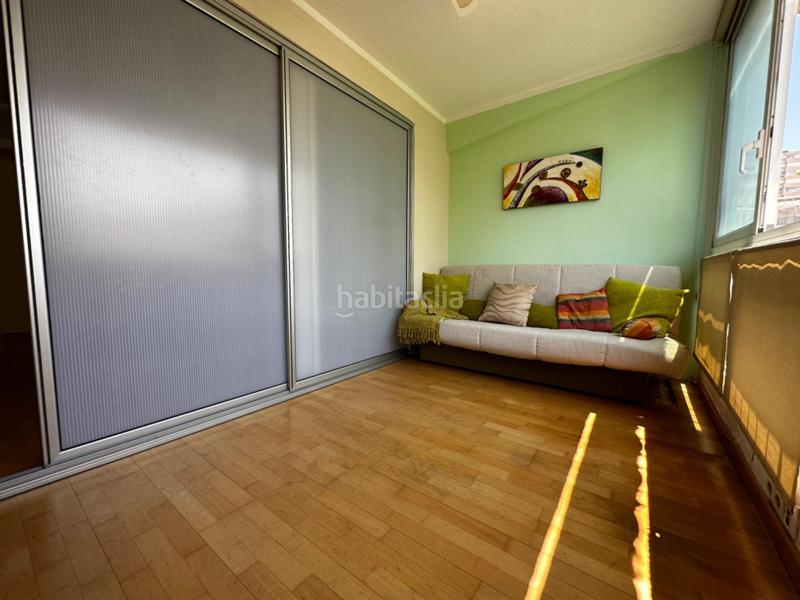 Foto efa46dd6-0427-4f83-83af-bba9c90d3fb4. Apartament amb aparcament a Playa Poniente Benidorm