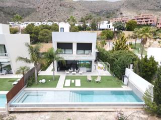 Xalet en Golf Baha. Villa en finestrat con vistas imprecionantes
