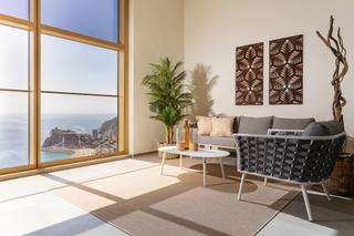 Apartamento en Playa Poniente. Lujoso apartamento de 3 habitaciones