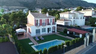 Location Chalet à Golf Bahía. Chalet independiente en finestrat
