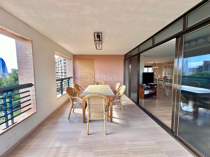 Foto 456fb5f2-f2b2-4383-8852-dbde65b3ba7a. Àtic amb aparcament piscina a Playa Poniente Benidorm
