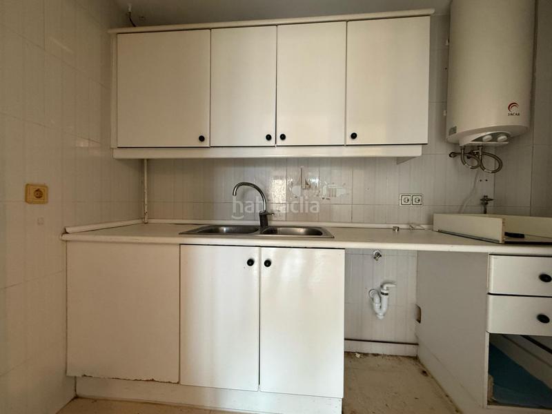 Foto 5741e997-68b2-45fe-a11c-cda12a4059d0. Appartement avec parking piscine dans Playa Poniente Benidorm