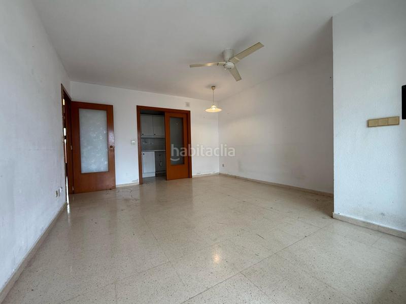 Foto 83736fa5-f179-44ba-8c85-f2f21009dd1a. Appartement avec parking piscine dans Playa Poniente Benidorm