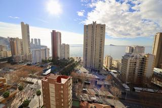 Edifici a Playa Levante