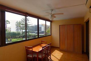 Miete Appartement in Juzgados - Plaza de Toros. Apartamento en plaza triangular