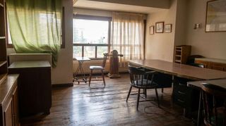 Flat in Cuatro Caminos - Plaza de la Cubela. Situado en la emblemática torre efisa, en pleno corazón de cuatr