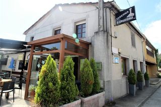 Locale commerciale in Oza dos Ríos. Local de hostelería en venta en pleno funcionamiento, con buena