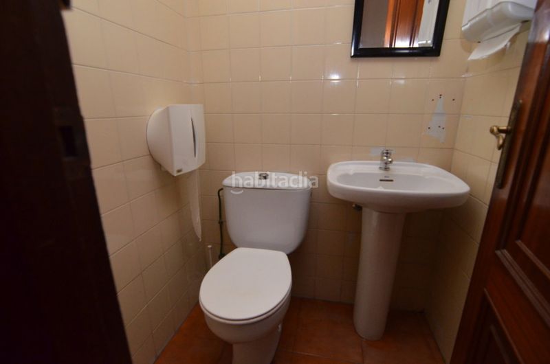 Foto beb3e2a3-c45e-4018-9b28-85ad2ee48e6c. Local comercial a Betanzos