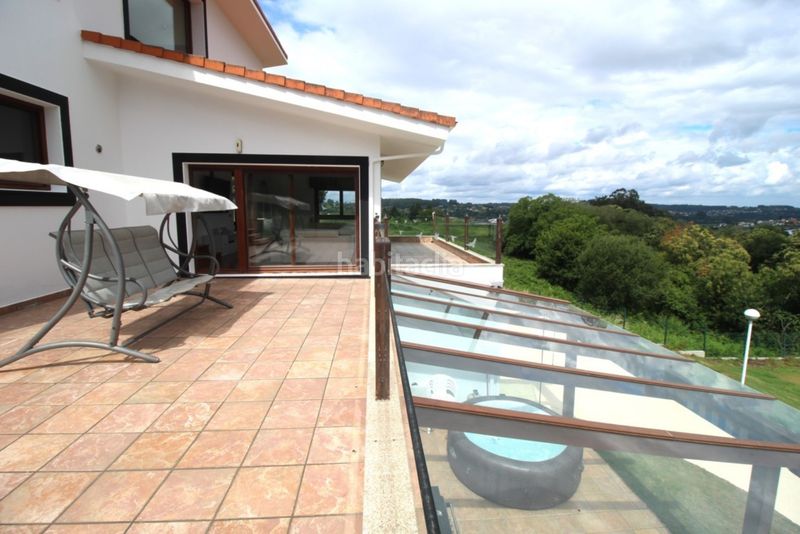 Foto 0bcd95fb-6025-4717-a734-da89450d1451. Casa amb calefacció aparcament piscina a Betanzos