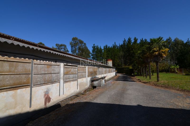 Foto 153de427-ae11-4d46-a7dd-2573a3044265. Casa amb aparcament a Coirós