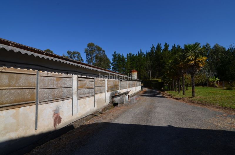 Foto facb3971-177b-48a2-a4d5-33c90e2b8fb1. Casa amb aparcament a Coirós