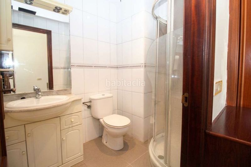 Foto c7bb77df-e814-4f56-9d45-0d3a80c78c2f. Pis a Betanzos