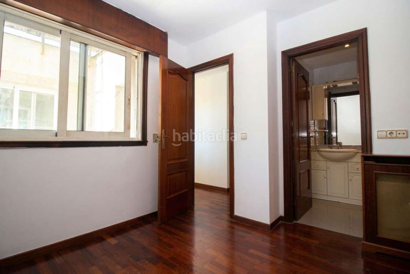 Foto cf3e1d75-c33e-4309-b99b-761c5026a1c7. Pis a Betanzos